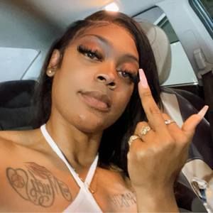 Meet your Posher, Jasmine